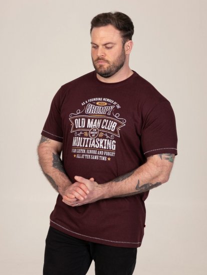 D555 Baldwin Grumpy Old Man Club Print Crew Neck T-shirt Burgundy/ Black Twist - Kratke Majice - Moške kratke majice za močnejše postave