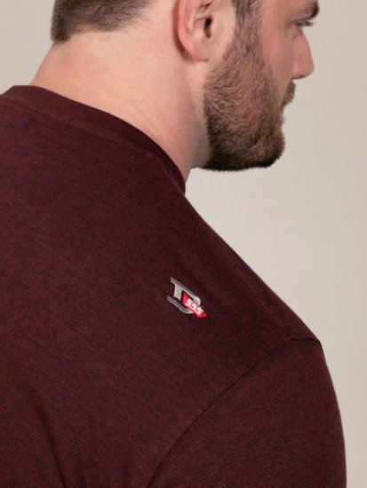 D555 Baldwin Grumpy Old Man Club Print Crew Neck T-shirt Burgundy/ Black Twist - Kratke Majice - Moške kratke majice za močnejše postave