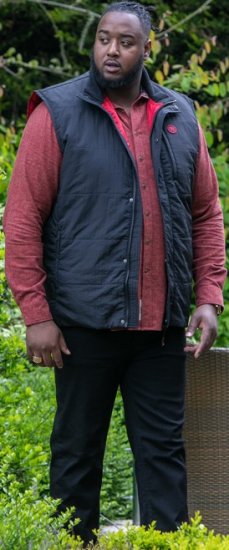 D555 FELIPE Zip Through Padded Gilet With Contrast Colour Lining And Rubber Badge Black - Jakne - Moške bunde za Močnejše Postave
