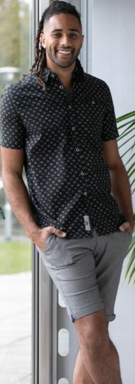 D555 Matlock Short Sleeve AOP Shirt With Hidden Button Down Black - Srajce - Moške srajce za Močnejše Postave
