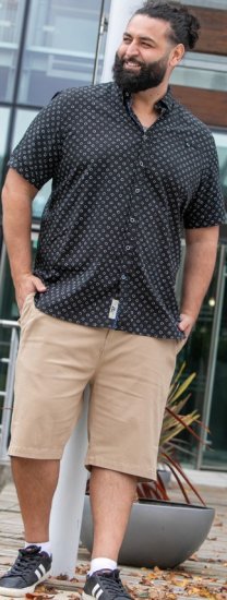 D555 Matlock Short Sleeve AOP Shirt With Hidden Button Down Black - Srajce - Moške srajce za Močnejše Postave