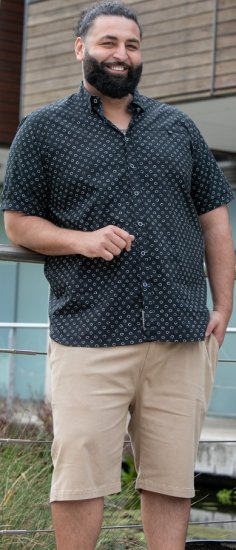 D555 Matlock Short Sleeve AOP Shirt With Hidden Button Down Black - Srajce - Moške srajce za Močnejše Postave
