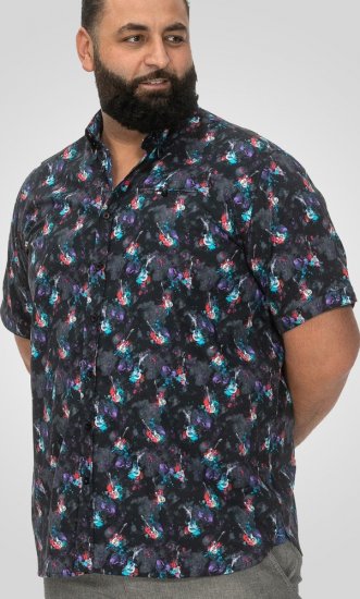 D555 Farnborough Short Sleeve Guitar AOP Shirt With Hidden Button Down Black - Srajce - Moške srajce za Močnejše Postave