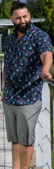 D555 Farnborough Short Sleeve Guitar AOP Shirt With Hidden Button Down Black - Srajce - Moške srajce za Močnejše Postave