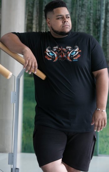 D555 Leamington Tiger Eyes Printed Crew Neck T-shirt Black - Kratke Majice - Moške kratke majice za močnejše postave