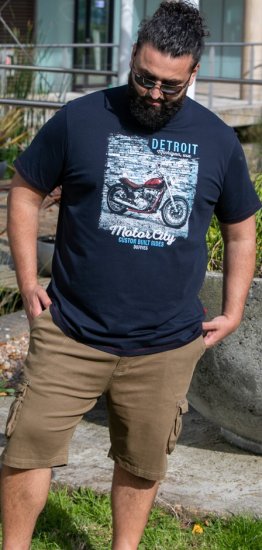 D555 Knowle Detroit Motor Bike Printed Crew Neck T-Shirt Navy - Kratke Majice - Moške kratke majice za močnejše postave