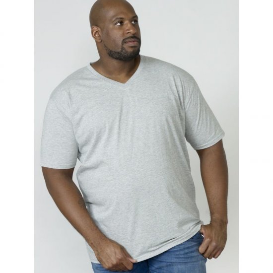 D555 Signature V-neck T-shirt Grey - Kratke Majice - Moške kratke majice za močnejše postave