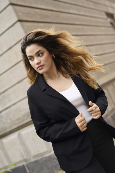 Kaffe Curve Sakira Blazer Globoko Črna - Blazer - 