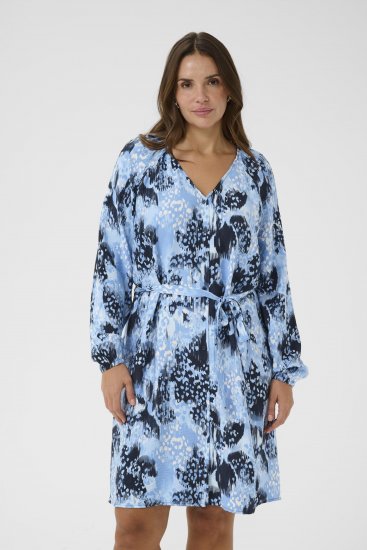 Kaffe Curve Aliana Dress Blue Flower Animal - Midi obleke - 
