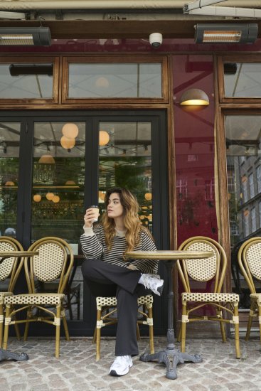 Kaffe Curve Jenna Razširjene pajkice Globoko črna - Kavbojke & Hlače v Velikih Številkah – Plus Size - 