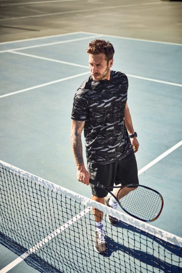 JP1880 QuickDry Graphic Print Tennis T-Shirt Black - Športna & zunanja oblačila - Moška Športna Oblačila za Močnejše postave