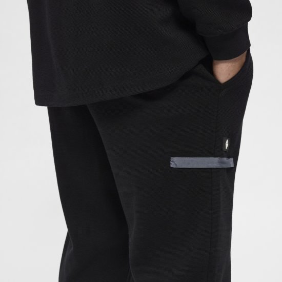 North Latitude Ottoman Sweatpants Black - Trenirke & kratke trenirke - Moške Trenirke za Močnejše Postave
