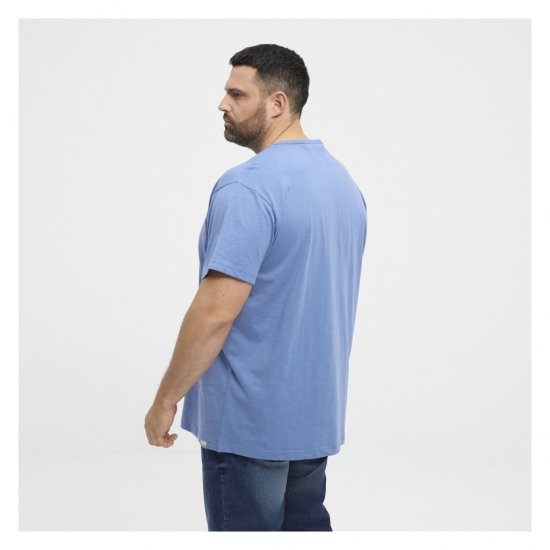 North Latitude Denim Printed Logo T-Shirt Dusty Blue - Kratke Majice - Moške kratke majice za močnejše postave