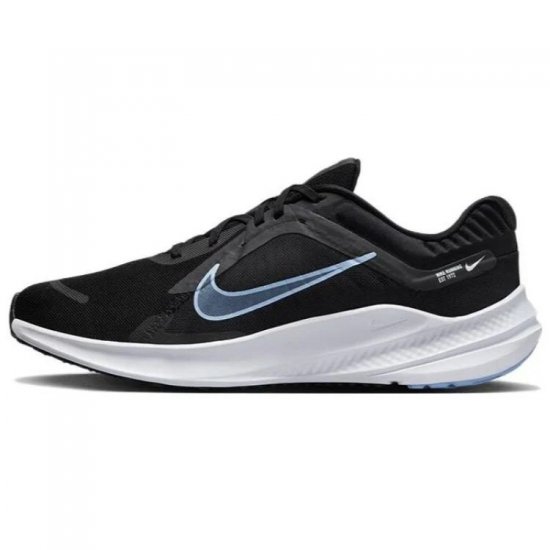 Nike Quest 5 Black Sneakers - Moški čevlji 40-52 - 