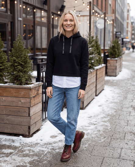 Nora Mikken KAMILLA Cropped Hoodie Black - OBLAČILA ZA ŽENSKE XS-XXL - 