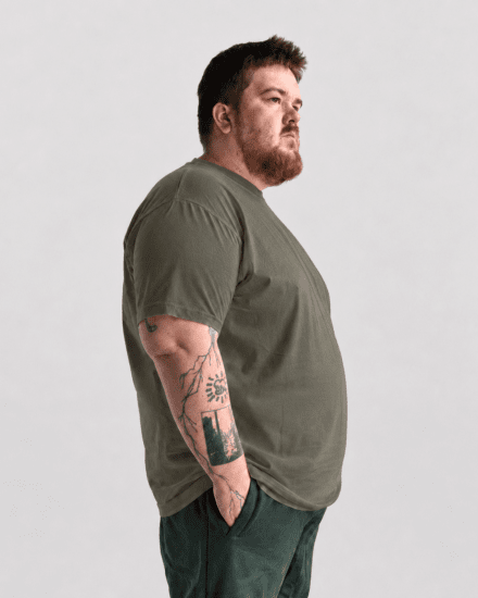 Motley Denim Stockholm T-shirt Dark Khaki - Kratke Majice - Moške kratke majice za močnejše postave